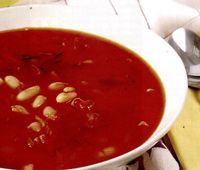Supa de fasole cu suc de rosii