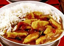 Curry de pui cu orez si salata