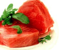 Biftec de ton cu sos