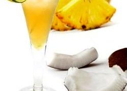 Cocktail cu nuca de cocos