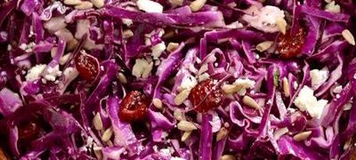 Salata de varza rosie cu sfecla si mar